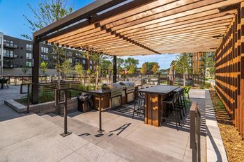 Outdoor kitchen